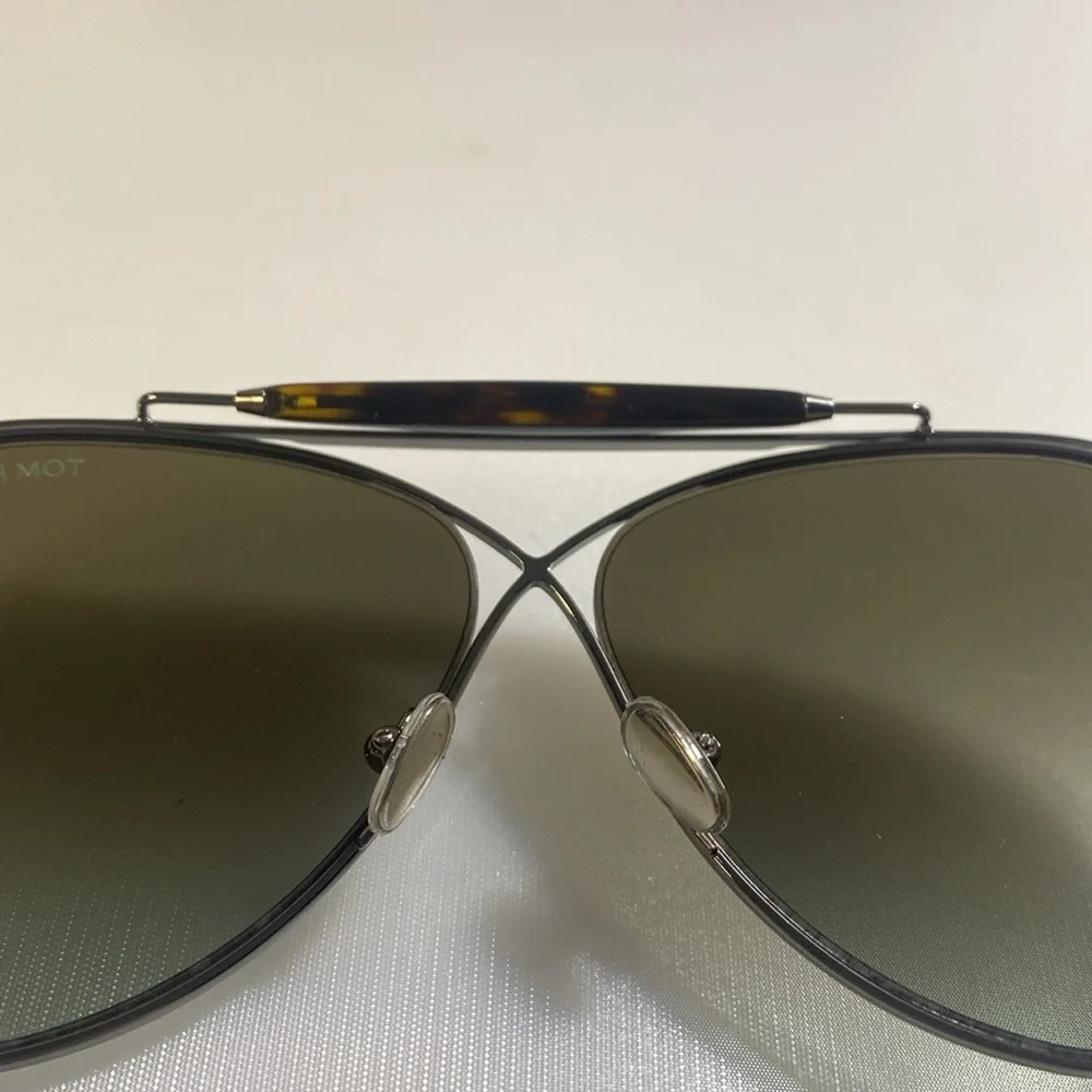 New Tom Ford Unisex Holden Brown Gradient Pilot  Sunglasses FT0818 08G